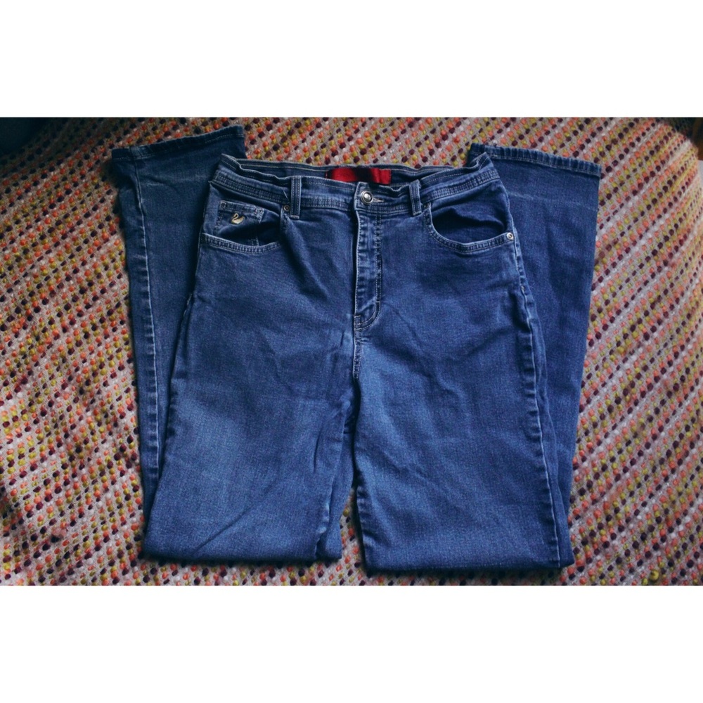High waisted jeans